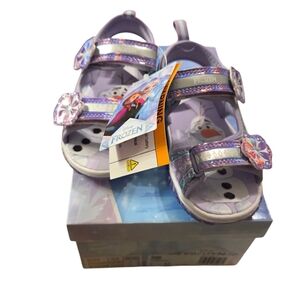Frozen Light Up Velcro Sandals